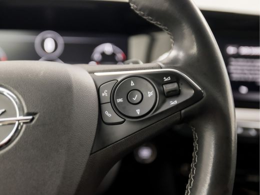 Opel Mokka 1.2 Turbo Elegance Sport Automaat (VIRTUAL COCKPIT, GROOT NAVI, LEDER, 360 CAMERA, STOELVERWARMIN... ActivLease financial lease