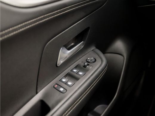 Opel Mokka 1.2 Turbo Elegance Sport Automaat (VIRTUAL COCKPIT, GROOT NAVI, LEDER, 360 CAMERA, STOELVERWARMIN... ActivLease financial lease