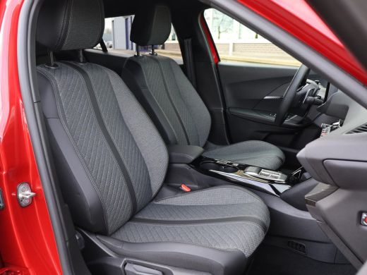 Peugeot 2008 1.2 HYBRID 145 PK ALLURE AUT. + ADAPTIVE CRUISE | CARPLAY | DIGITALE COCKPIT | CAMERA ActivLease financial lease