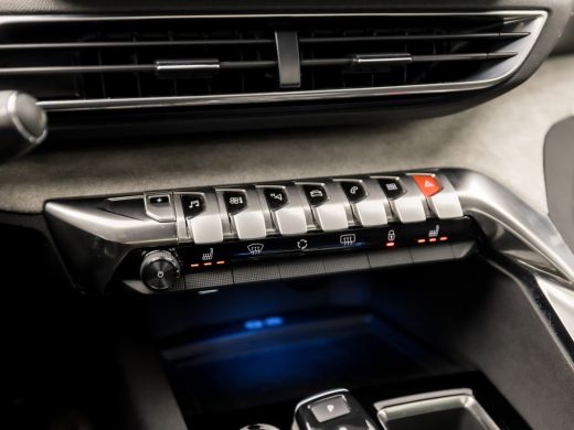 Peugeot 3008 1.6 HYbrid4 300 GT Sport 300Pk Automaat (PANORAMADAK, NAPPA LEDER, MEMORY SEATS, STOELVERWARMING,... ActivLease financial lease