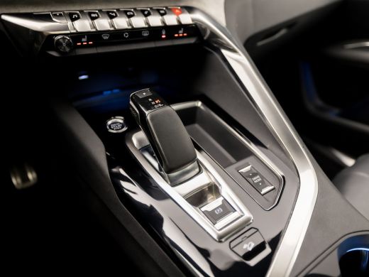 Peugeot 3008 1.6 HYbrid4 300 GT Sport 300Pk Automaat (PANORAMADAK, NAPPA LEDER, MEMORY SEATS, STOELVERWARMING,... ActivLease financial lease