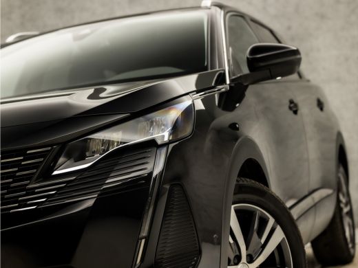 Peugeot 5008 1.2 PureTech Allure 7 Persoons Automaat (APPLE CARPLAY, GROOT NAVI, LEDER, 360 CAMERA, SPORTSTOEL... ActivLease financial lease