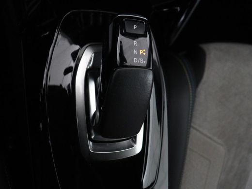 Peugeot e-2008 EV GT 50 kWh | SOH 91% | 3 Fase | Stoelverwarming | Leder/Alcantara | Adaptive cruise | Keyless |... ActivLease financial lease