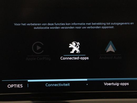 Peugeot e-2008 EV GT 50 kWh | SOH 91% | 3 Fase | Stoelverwarming | Leder/Alcantara | Adaptive cruise | Keyless |... ActivLease financial lease