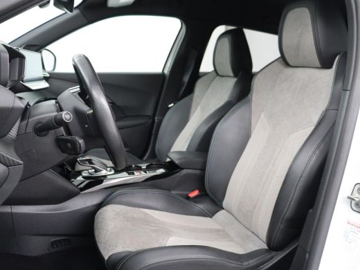 Peugeot e-2008 EV GT 50 kWh | SOH 91% | 3 Fase | Stoelverwarming | Leder/Alcantara | Adaptive cruise | Keyless |... ActivLease financial lease