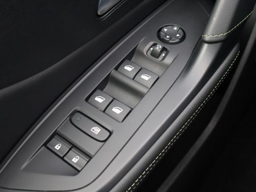 Peugeot e-308 FIRST EDITION GT EV 54 KWH + STUUR/STOELVERW. | ADAPTIVE CRUISE | CARPLAY | STANDKACHEL | CAMERA ActivLease financial lease