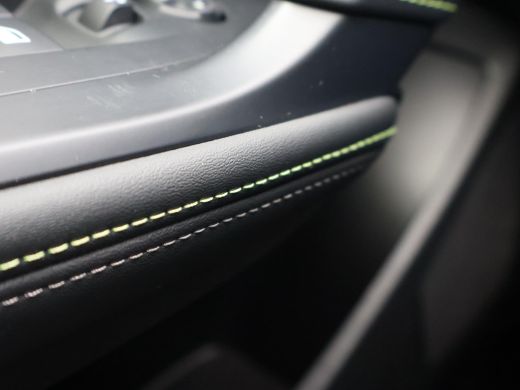 Peugeot e-308 FIRST EDITION GT EV 54 KWH + STUUR/STOELVERW. | ADAPTIVE CRUISE | CARPLAY | STANDKACHEL | CAMERA ActivLease financial lease