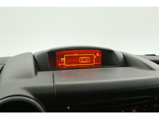 Peugeot Partner 1.6 BlueHDi 100PK | Aut. | Airco | Cruise | Parkeersens. | Elektrpakket ActivLease financial lease