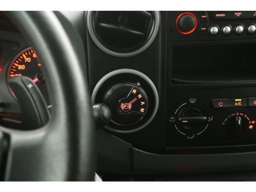 Peugeot Partner 1.6 BlueHDi 100PK | Aut. | Airco | Cruise | Parkeersens. | Elektrpakket ActivLease financial lease