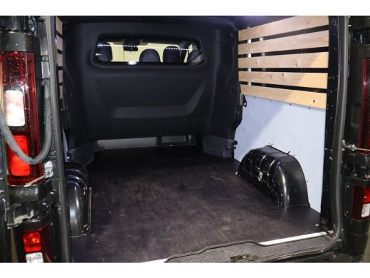Renault Trafic 2.0 dCi 170pk L2 H1 DC Luxe Bpm Vrij ActivLease financial lease