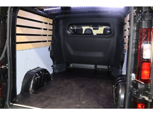 Renault Trafic 2.0 dCi 170pk L2 H1 DC Luxe Bpm Vrij ActivLease financial lease