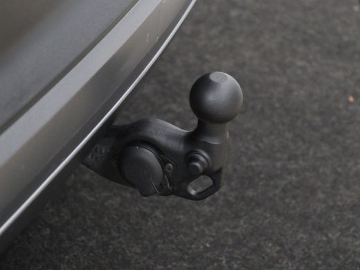 Skoda Enyaq iV 60 | SOH 92% | Trekhaak | Half leder | Sfeerverlichting | Carplay | Navigatie | 19'' | Cruise con... ActivLease financial lease