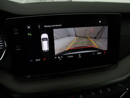 Skoda Octavia 1.0 e-TSI Business Edition | 61.800km NAP | Camera | Carplay | Navigatie | Full LED | Parkeerhulp... ActivLease financial lease