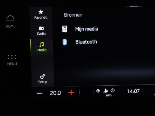 Skoda Octavia 1.0 e-TSI Business Edition | 61.800km NAP | Camera | Carplay | Navigatie | Full LED | Parkeerhulp... ActivLease financial lease