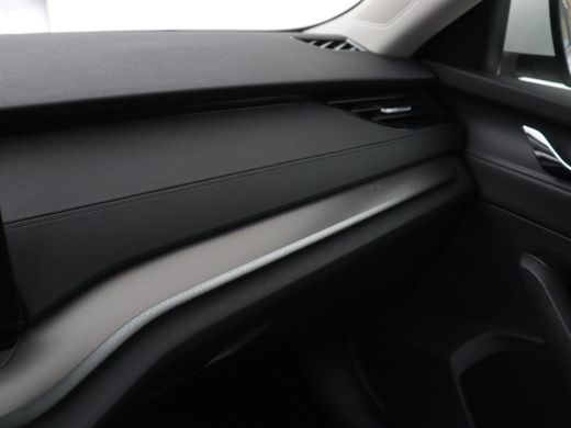 Skoda Octavia 1.0 e-TSI Business Edition | 61.800km NAP | Camera | Carplay | Navigatie | Full LED | Parkeerhulp... ActivLease financial lease