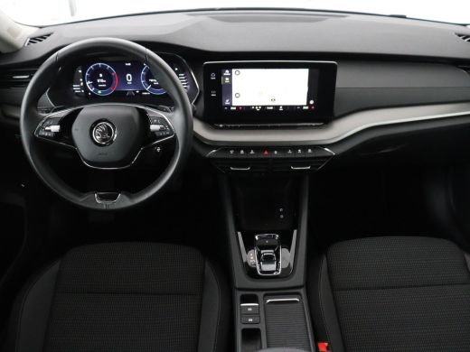 Skoda Octavia 1.0 e-TSI Business Edition | 61.800km NAP | Camera | Carplay | Navigatie | Full LED | Parkeerhulp... ActivLease financial lease