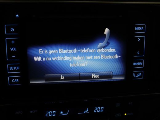 Toyota Auris 1.8 Hybrid Executive | Stoelverwarming | Half leder | Navigatie | Keyless | Climate control | Cru... ActivLease financial lease