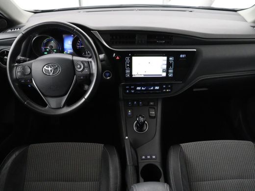 Toyota Auris 1.8 Hybrid Executive | Stoelverwarming | Half leder | Navigatie | Keyless | Climate control | Cru... ActivLease financial lease