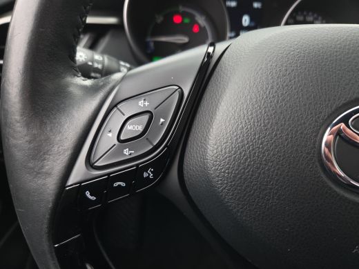 Toyota C-HR 1.8 Hybrid Executive | Apple CarPlay | Stoel / Ruit verwarming | Rijklaar incl. garantie | ActivLease financial lease