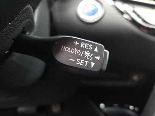 Toyota C-HR 1.8 Hybrid Executive | Apple CarPlay | Stoel / Ruit verwarming | Rijklaar incl. garantie | ActivLease financial lease