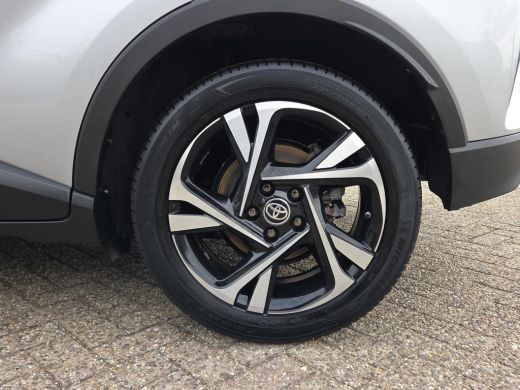 Toyota C-HR 1.8 Hybrid Executive | Apple CarPlay | Stoelverwarming | Rijklaar incl. garantie | ActivLease financial lease