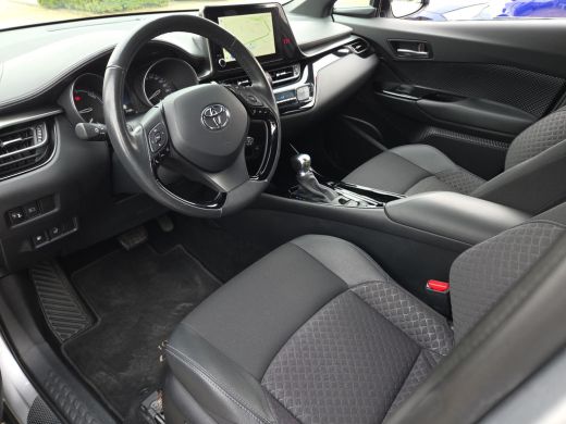 Toyota C-HR 1.8 Hybrid Executive | Apple CarPlay | Stoelverwarming | Rijklaar incl. garantie | ActivLease financial lease
