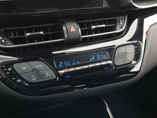 Toyota C-HR 1.8 Hybrid Executive | Apple CarPlay | Stoelverwarming | Rijklaar incl. garantie | ActivLease financial lease