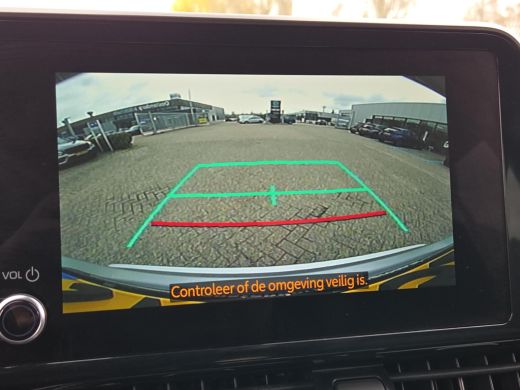 Toyota C-HR 1.8 Hybrid Executive | Apple CarPlay | Stoelverwarming | Rijklaar incl. garantie | ActivLease financial lease