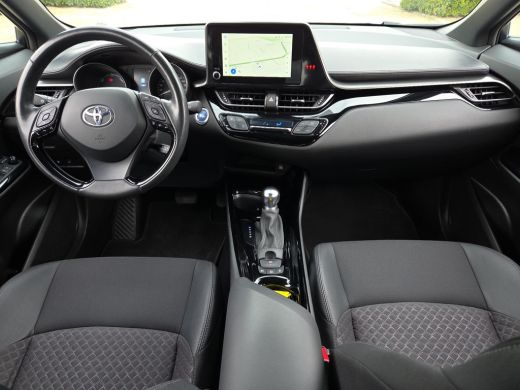 Toyota C-HR 1.8 Hybrid Executive | Apple CarPlay | Stoelverwarming | Rijklaar incl. garantie | ActivLease financial lease