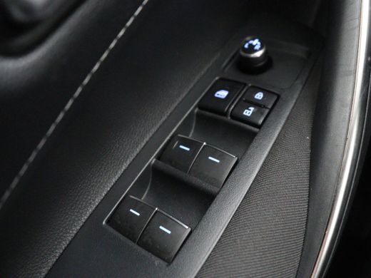 Toyota Corolla 1.8 Hybrid Active | 1e eigenaar | Carplay | Adaptive cruise | Navigatie | Camera | Full LED | Cli... ActivLease financial lease