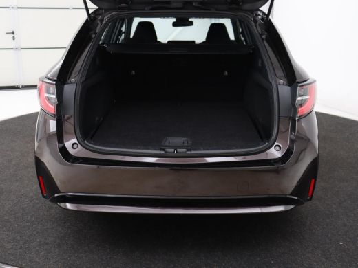 Toyota Corolla 1.8 Hybrid Active | 1e eigenaar | Carplay | Adaptive cruise | Navigatie | Camera | Full LED | Cli... ActivLease financial lease