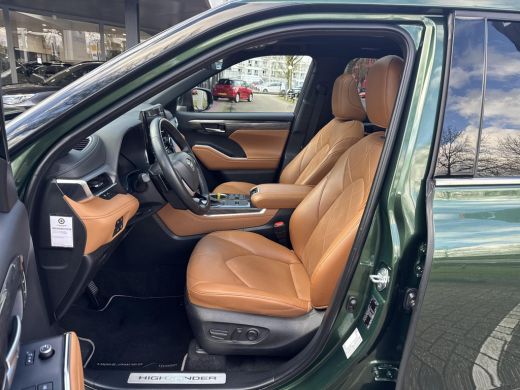 Toyota Highlander 2.5 AWD Hybrid Premium | 06-10141018 Voor meer meer informatie ActivLease financial lease