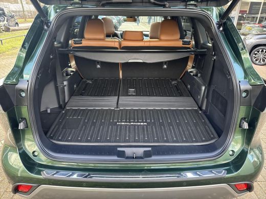 Toyota Highlander 2.5 AWD Hybrid Premium | 06-10141018 Voor meer meer informatie ActivLease financial lease