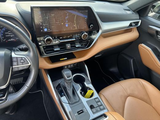 Toyota Highlander 2.5 AWD Hybrid Premium | 06-10141018 Voor meer meer informatie ActivLease financial lease