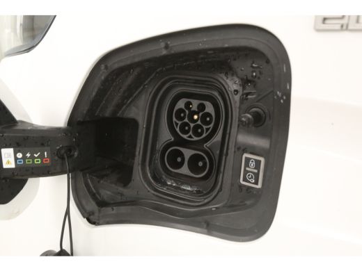 Toyota ProAce Extra Range L3H1 75 kWh | Snelladen | Airco | Cruise | 3 Zits | Camera | Carplay | Parkeersens. ActivLease financial lease