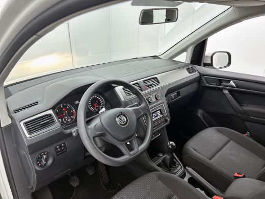 Volkswagen Caddy 2.0 TDI 5Pers. Euro6 Trendline / 2xSchuifdeur / Airco / Pdc. / Radio multimedia / Apk 01-2027 ActivLease financial lease