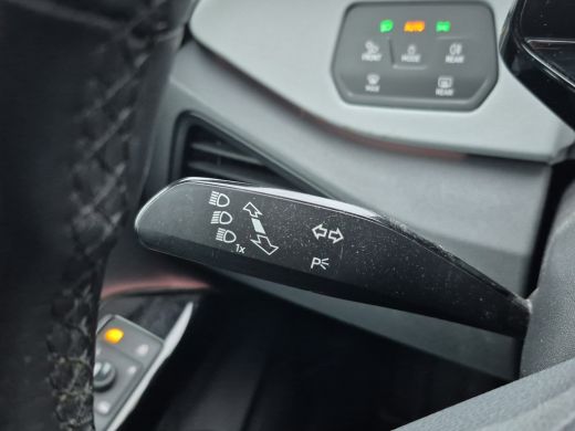 Volkswagen ID.3 First Plus 58 kWh SoH 92% | Stuur+Stoelverwarming | Matrix LED | Camera | Keyles | Full map navig... ActivLease financial lease