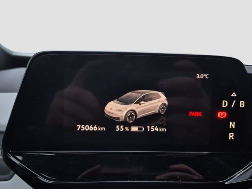 Volkswagen ID.3 First Plus 58 kWh SoH 92% | Stuur+Stoelverwarming | Matrix LED | Camera | Keyles | Full map navig... ActivLease financial lease