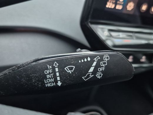 Volkswagen ID.3 First Plus 58 kWh SoH 92% | Stuur+Stoelverwarming | Matrix LED | Camera | Keyles | Full map navig... ActivLease financial lease