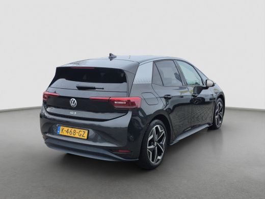 Volkswagen ID.3 First Plus 58 kWh SoH 92% | Stuur+Stoelverwarming | Matrix LED | Camera | Keyles | Full map navig... ActivLease financial lease