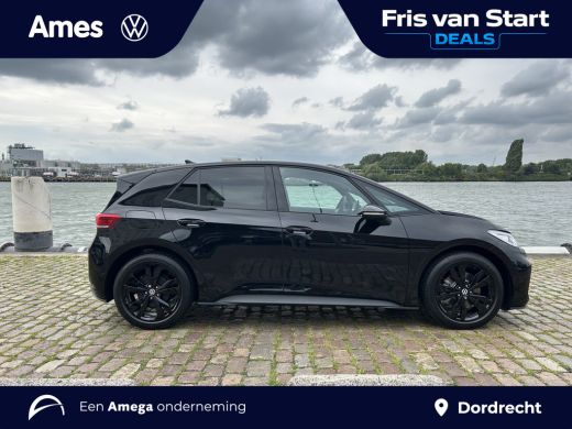 Volkswagen ID.3 Pro Limited Edition 59 kWh | Achteruitrijcamera | Stoelverwarming | Led-Matrix koplampverlichting ActivLease financial lease