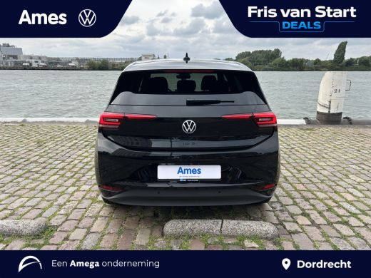 Volkswagen ID.3 Pro Limited Edition 59 kWh | Achteruitrijcamera | Stoelverwarming | Led-Matrix koplampverlichting ActivLease financial lease