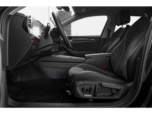 Volkswagen Passat Variant 1.5 eHybrid Business | Head-Up | Trekhaak | Dodehoek | Camera V+A | ActivLease financial lease