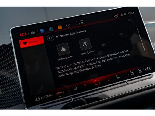 Volkswagen Passat Variant 1.5 eHybrid Business | Head-Up | Trekhaak | Dodehoek | Camera V+A | ActivLease financial lease