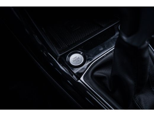 Volkswagen T-Cross 115PK Automaat 1.0 TSI Life Edition | Achteruitrijcamera | Airco | Hill hold functie ActivLease financial lease