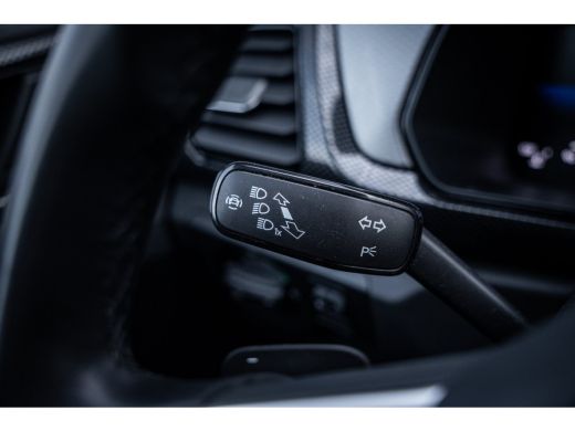 Volkswagen T-Cross 115PK Automaat 1.0 TSI Life Edition | Achteruitrijcamera | Airco | Hill hold functie ActivLease financial lease