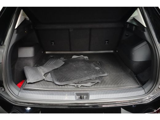 Volkswagen Tiguan 1.5 eTSI 150 pk Life 7-DSG | Wegklapbare Trekhaak | Cruise control adaptief | Achteruitrijcamera | ActivLease financial lease