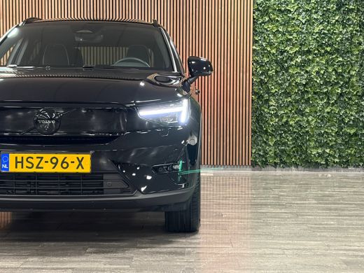 Volvo  EX40 Single Motor Extended Range Ultra Black Ed. 82 kWh | Vol! | Trekhaak | Schuifdak | 360&deg; Camera | ... ActivLease financial lease