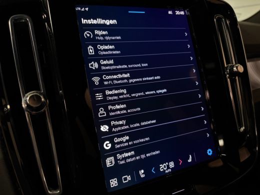 Volvo  EX40 Single Motor Extended Range Ultra Black Ed. 82 kWh | Vol! | Trekhaak | Schuifdak | 360&deg; Camera | ... ActivLease financial lease