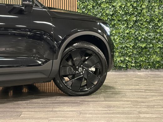 Volvo  EX40 Single Motor Extended Range Ultra Black Ed. 82 kWh | Vol! | Trekhaak | Schuifdak | 360&deg; Camera | ... ActivLease financial lease